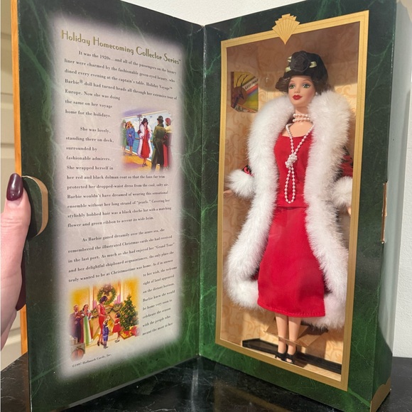 Hallmark Holiday Homecoming Barbie in Red and White - Picture 2 of 5